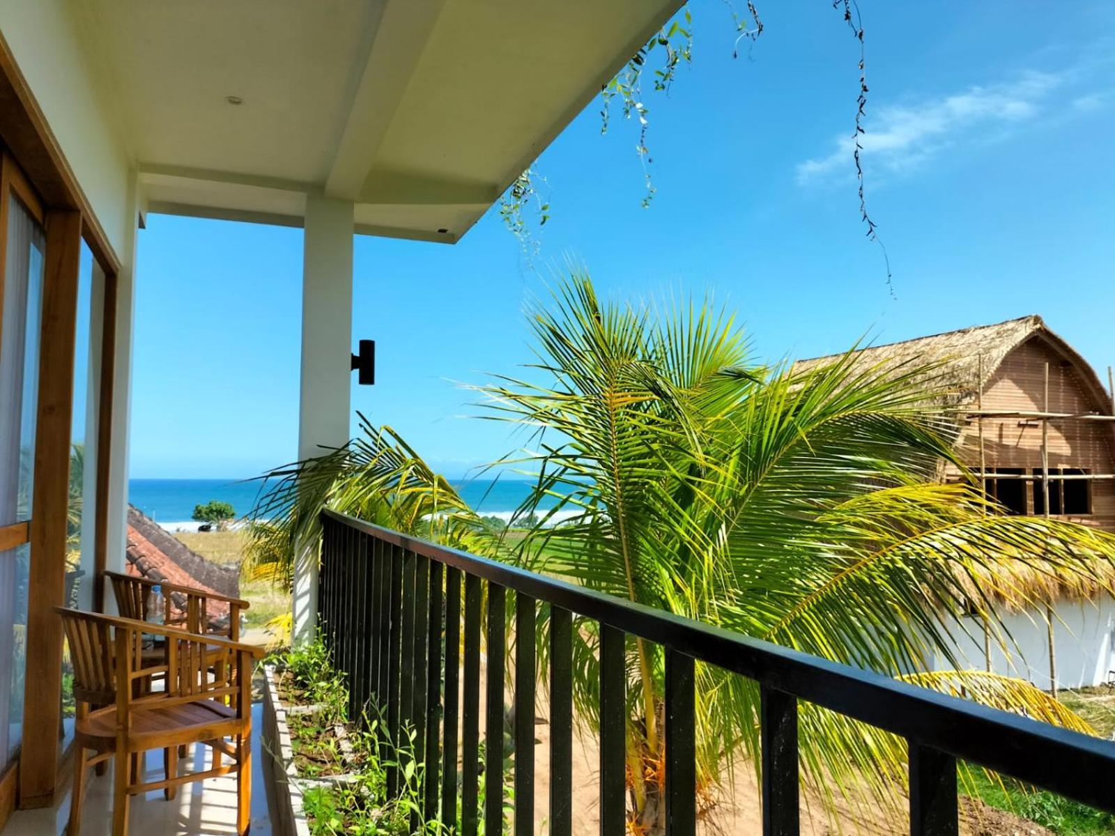 Maimalu Beach View Airsatang Екстериор снимка